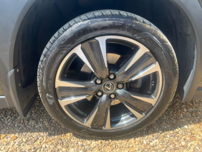 2025 Lexus Ux