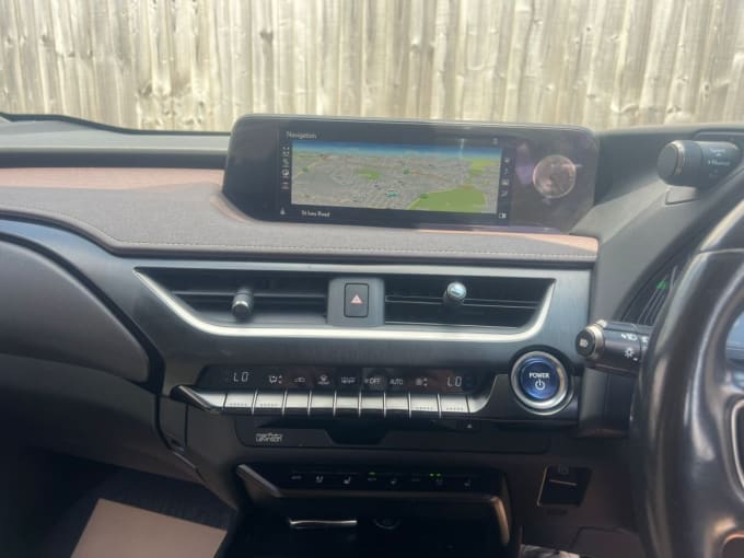 2025 Lexus Ux