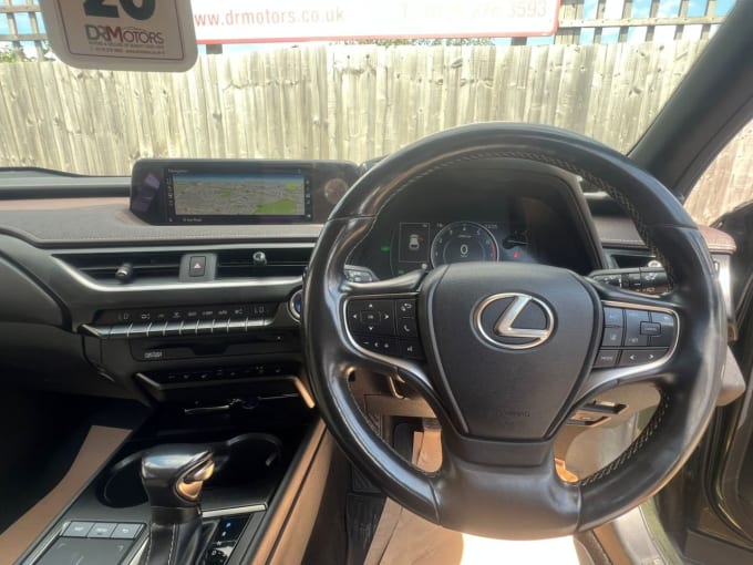 2025 Lexus Ux