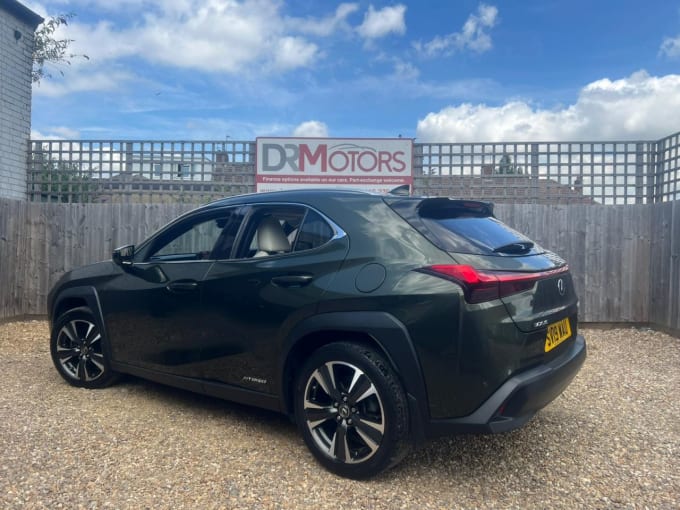 2025 Lexus Ux