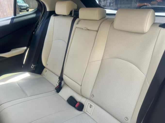 2025 Lexus Ux