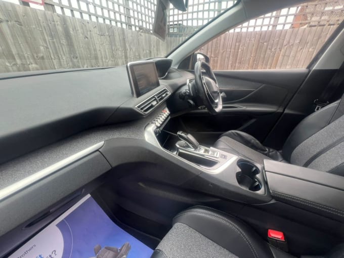 2025 Peugeot 3008