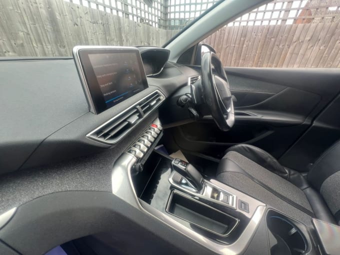2025 Peugeot 3008
