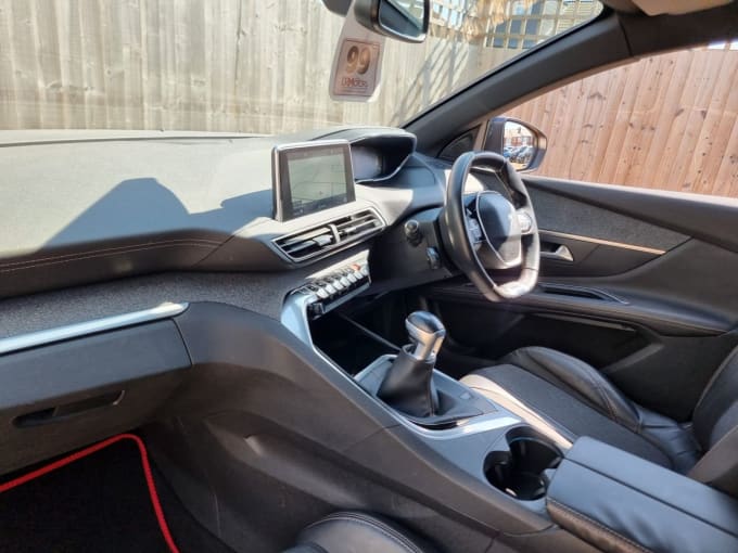 2025 Peugeot 3008