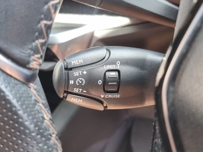 2025 Peugeot 3008
