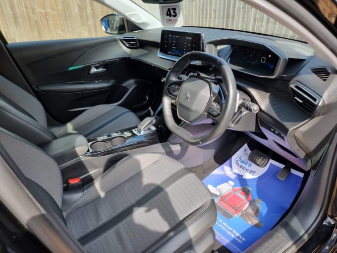 2025 Peugeot 208