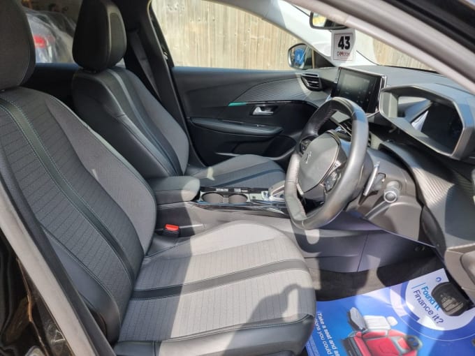 2025 Peugeot 208