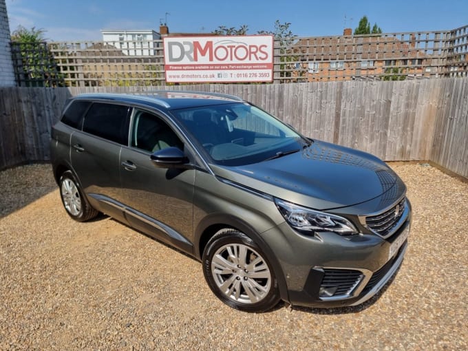 2025 Peugeot 5008
