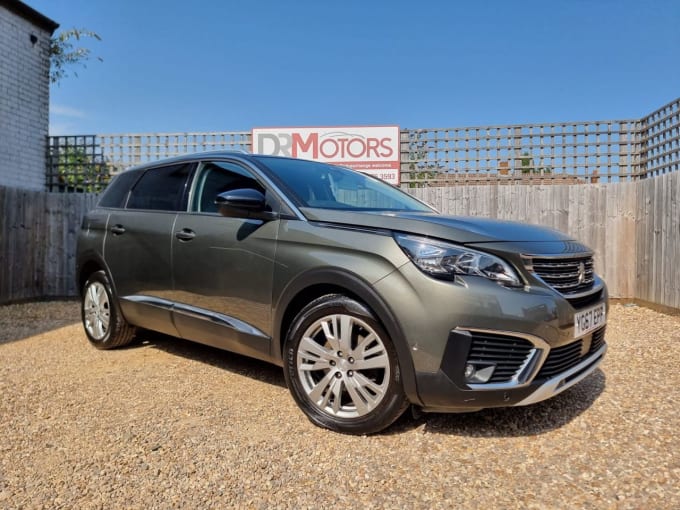 2025 Peugeot 5008