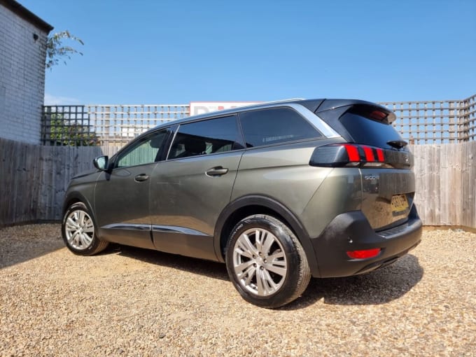 2025 Peugeot 5008