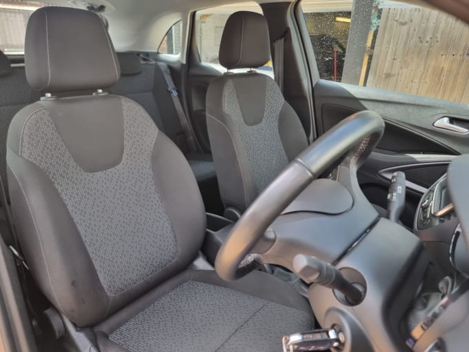 2025 Vauxhall Crossland