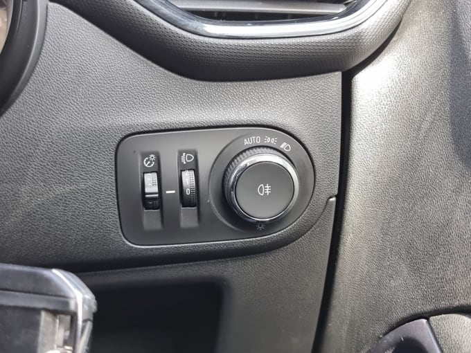 2025 Vauxhall Crossland