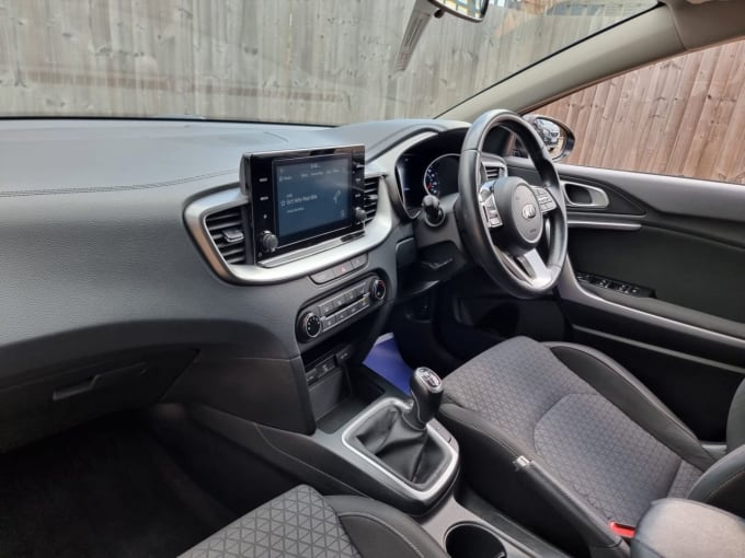 2025 Kia Ceed
