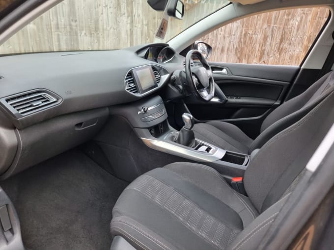 2025 Peugeot 308