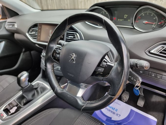 2025 Peugeot 308