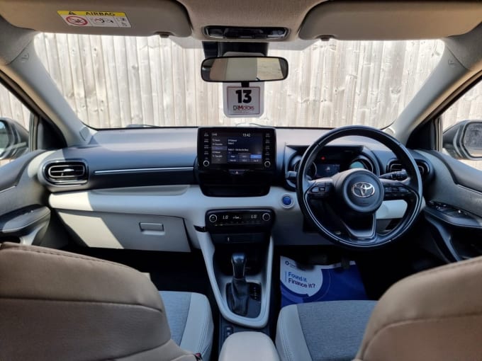 2025 Toyota Yaris