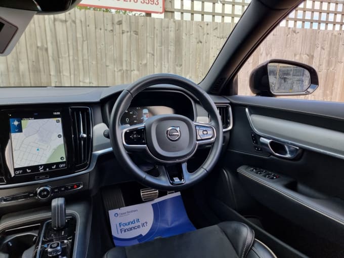 2020 Volvo S90