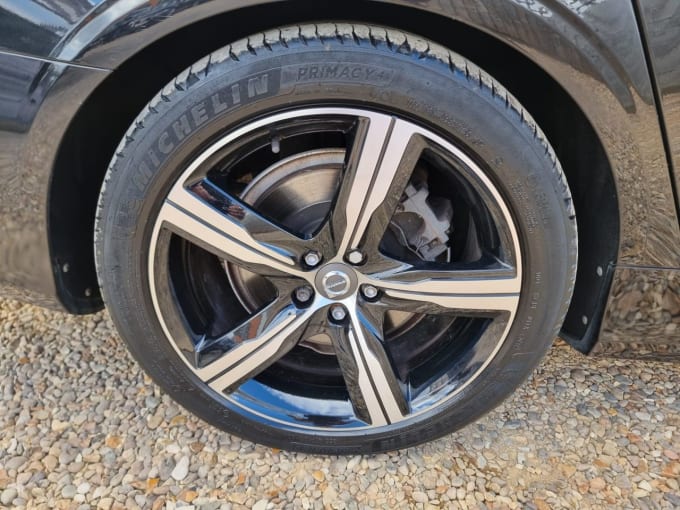 2020 Volvo S90
