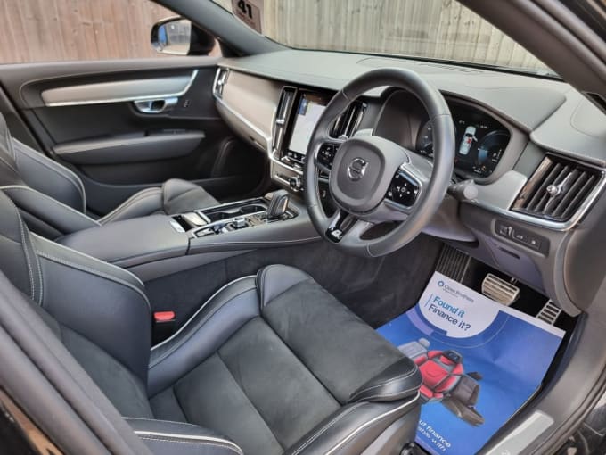 2020 Volvo S90