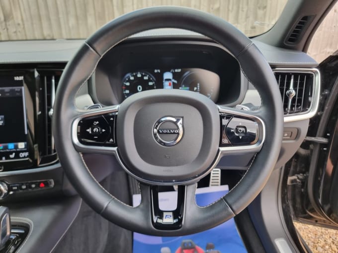 2020 Volvo S90