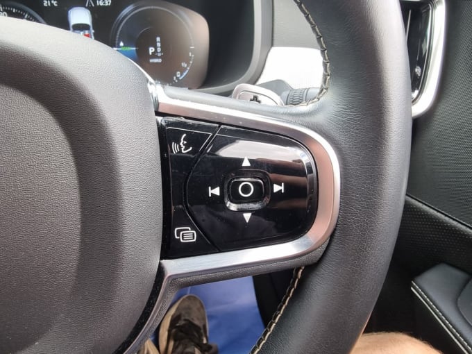 2020 Volvo S90