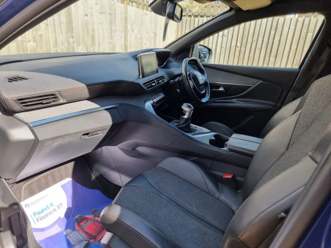 2025 Peugeot 3008