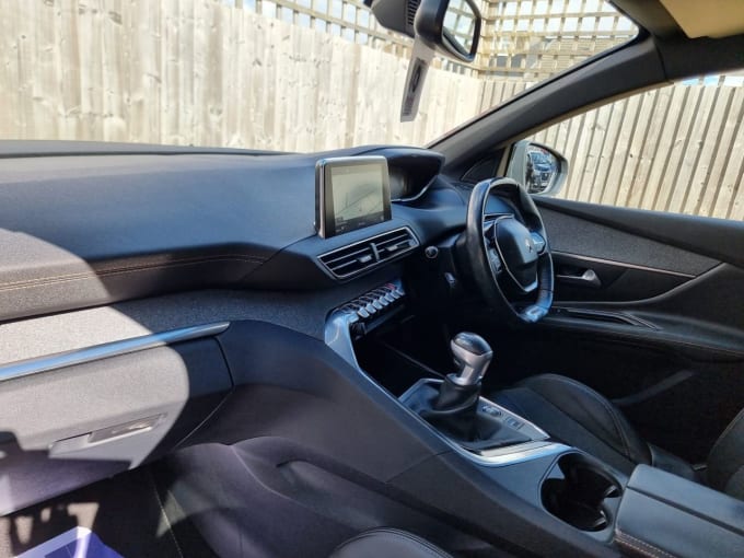 2025 Peugeot 3008