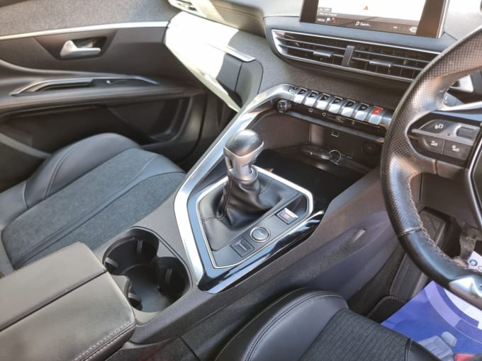 2025 Peugeot 3008