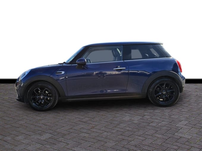 2025 Mini Hatch