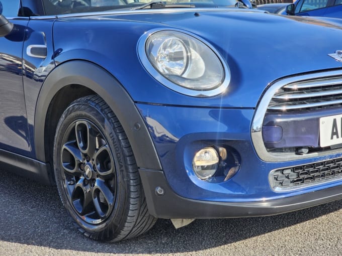 2025 Mini Hatch