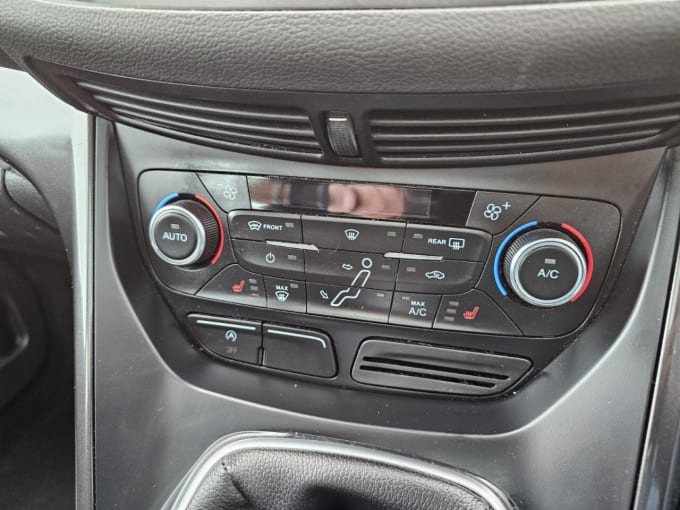 2025 Ford C-max