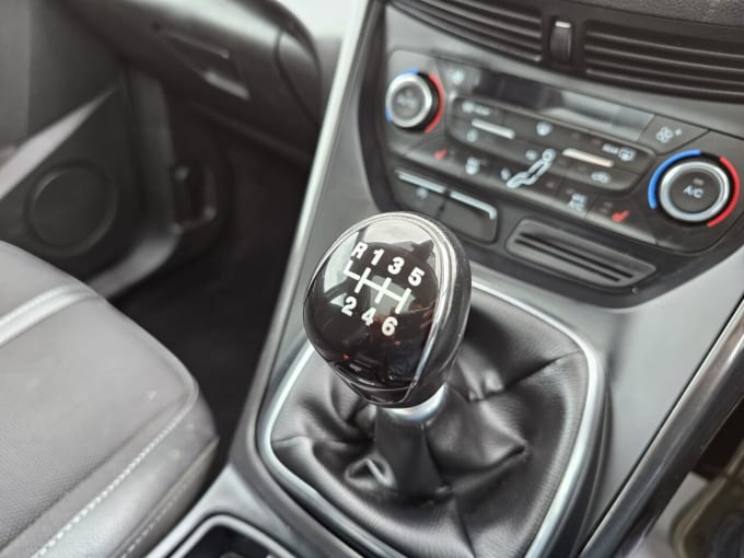 2025 Ford C-max