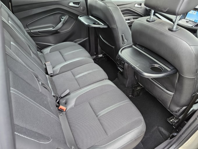 2025 Ford C-max