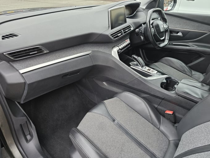 2025 Peugeot 3008