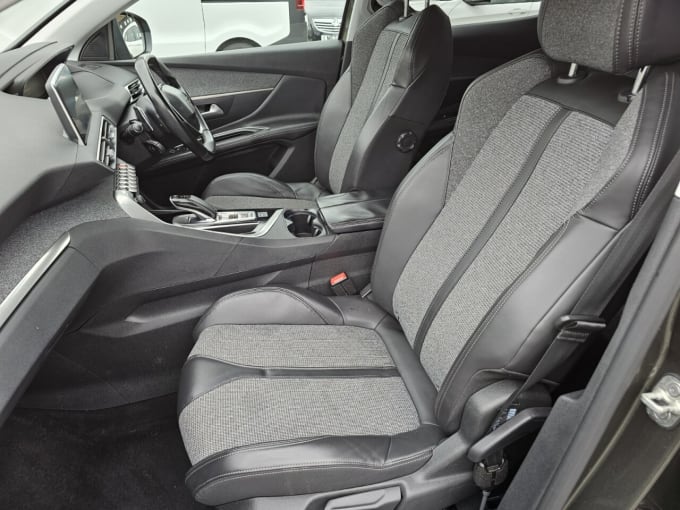 2025 Peugeot 3008