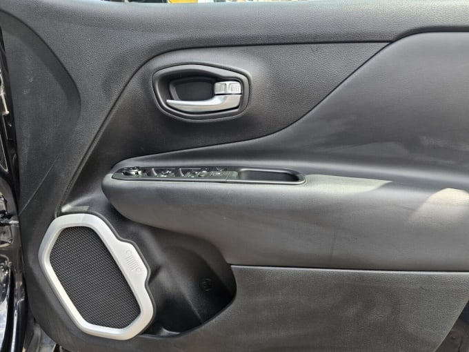 2025 Jeep Renegade