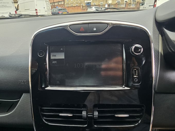 2025 Renault Clio