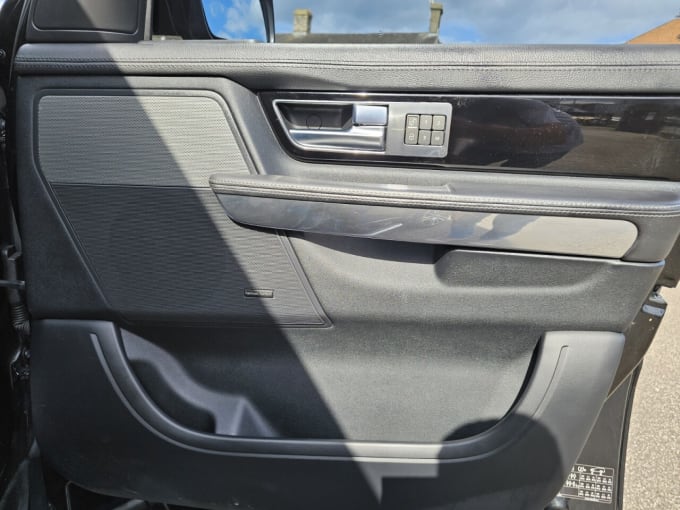 2025 Land Rover Range Rover Sport