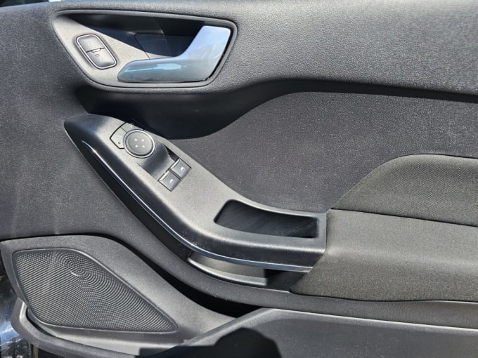 2025 Ford Fiesta