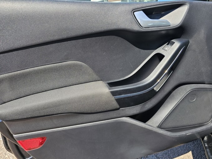2025 Ford Fiesta
