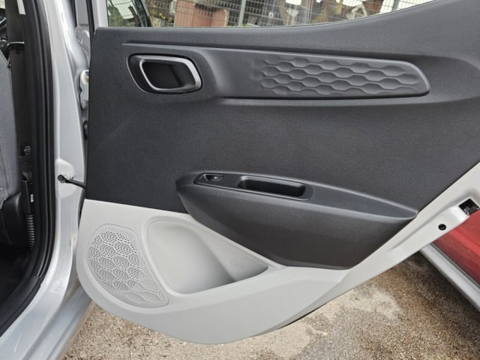 2025 Hyundai I10
