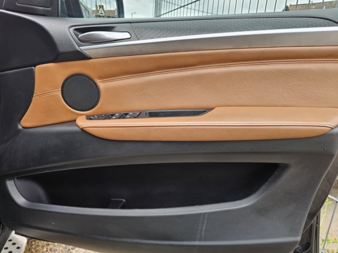 2025 BMW X6