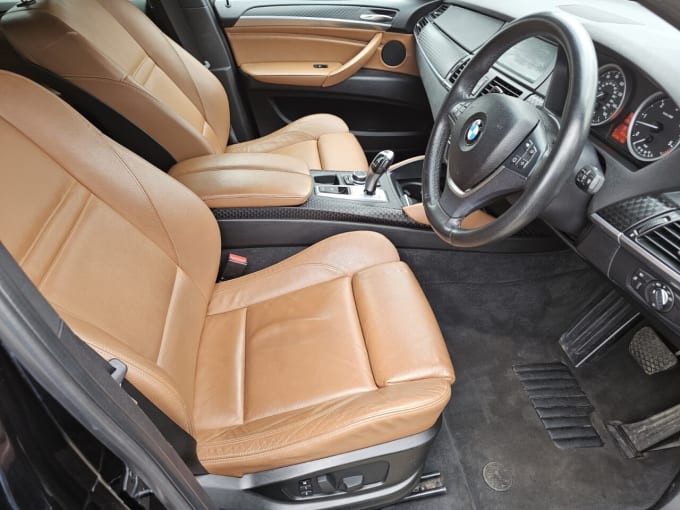 2025 BMW X6