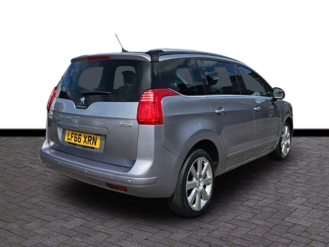 2025 Peugeot 5008