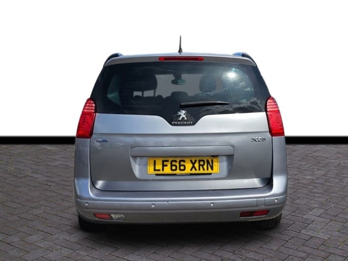 2025 Peugeot 5008