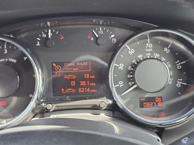 2025 Peugeot 5008