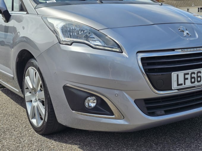 2025 Peugeot 5008
