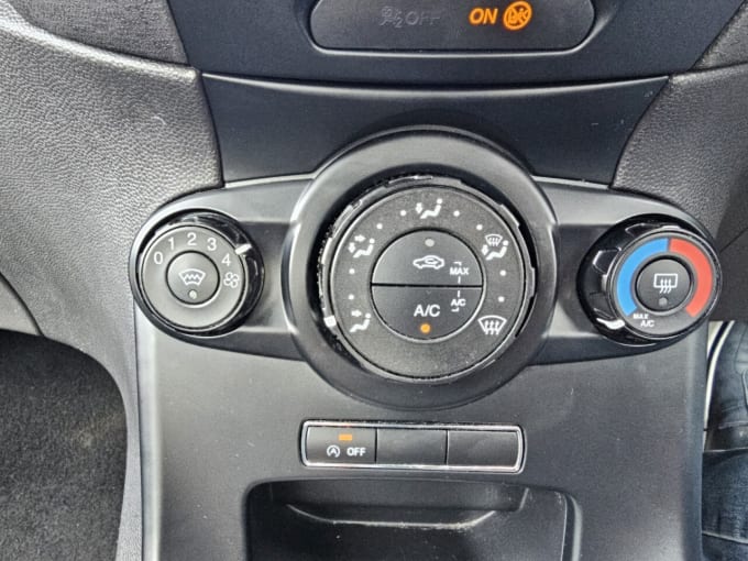 2017 Ford Fiesta