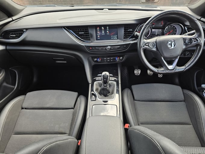 2025 Vauxhall Insignia