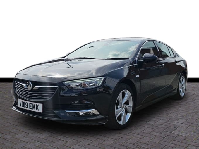 2025 Vauxhall Insignia
